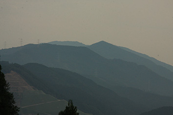 花折峠から望む比叡山