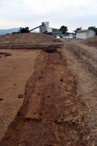法養寺遺跡・横関遺跡で見つかった溝