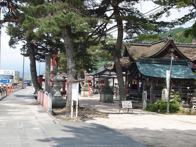 写真2　現在の白髭神社